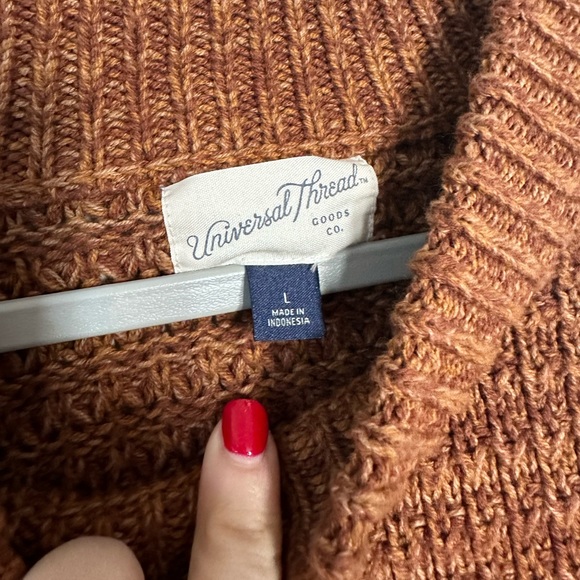 Rust Sweater - Picture 4 of 4